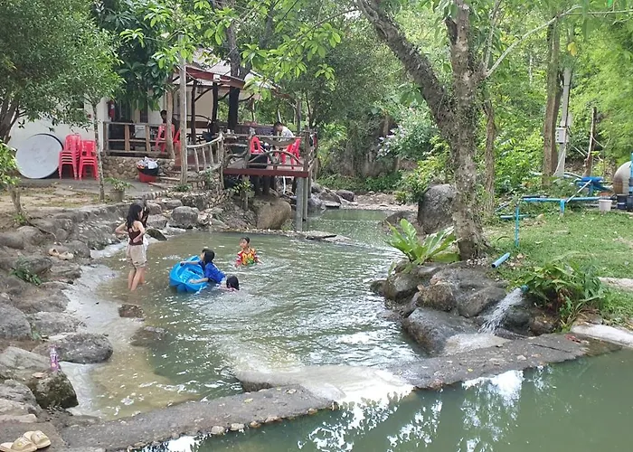 ลันดารีสอร์ทและออร์คิด บ้านพัก
