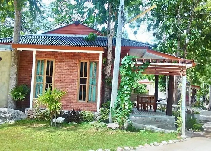 บ้านพัก ลันดารีสอร์ทและออร์คิด สวนผึ้ง
