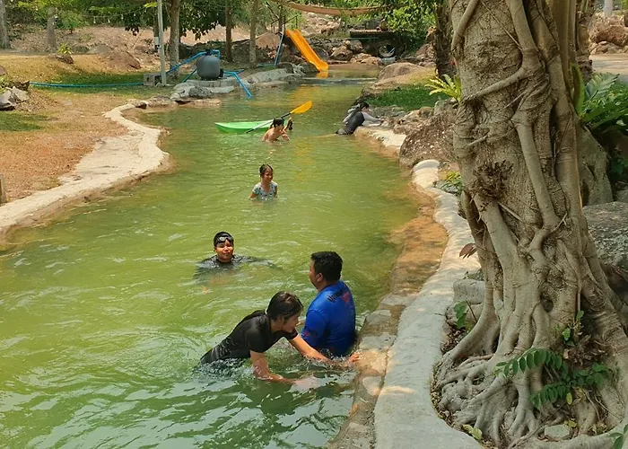 บ้านพัก ลันดารีสอร์ทและออร์คิด